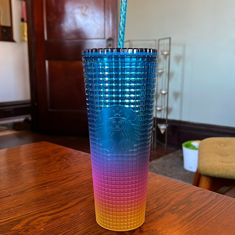 2023 Pride collection gradient cold cup tumbler